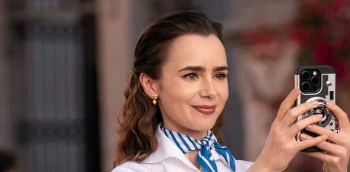 Эмили в Париже