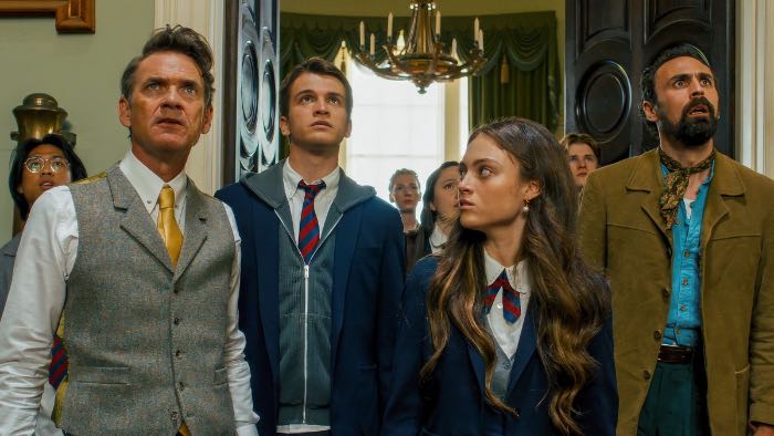 Крукхейвен - 1 сезон - объяснение концовки и ее смысл